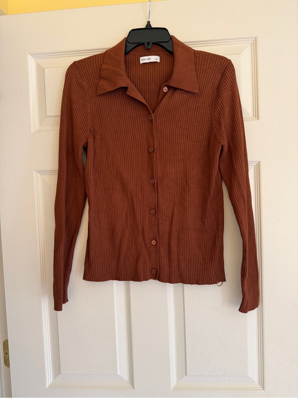 Nine West Rust/brown Ribbed Button-Front Collared Top